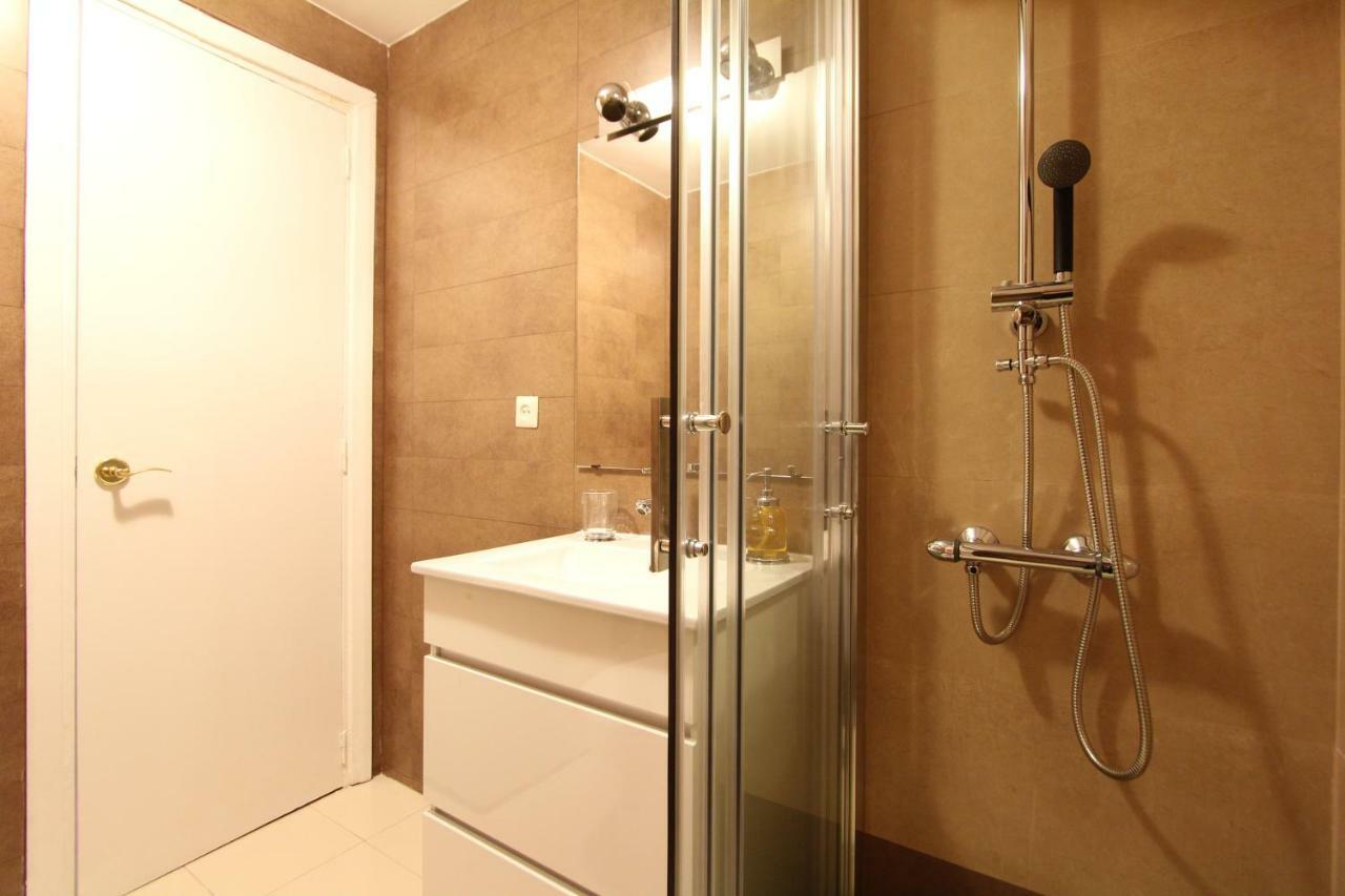 Cosy Apartment Prado Museum Madrid Esterno foto