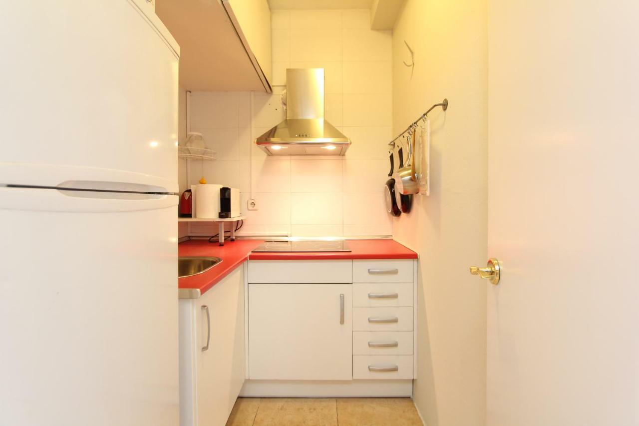 Cosy Apartment Prado Museum Madrid Esterno foto