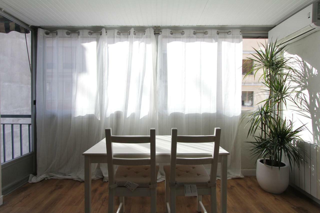 Cosy Apartment Prado Museum Madrid Esterno foto