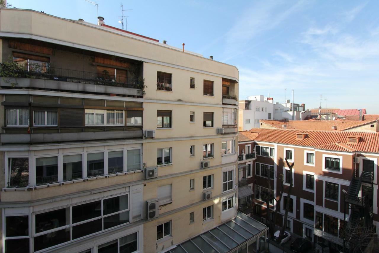 Cosy Apartment Prado Museum Madrid Esterno foto